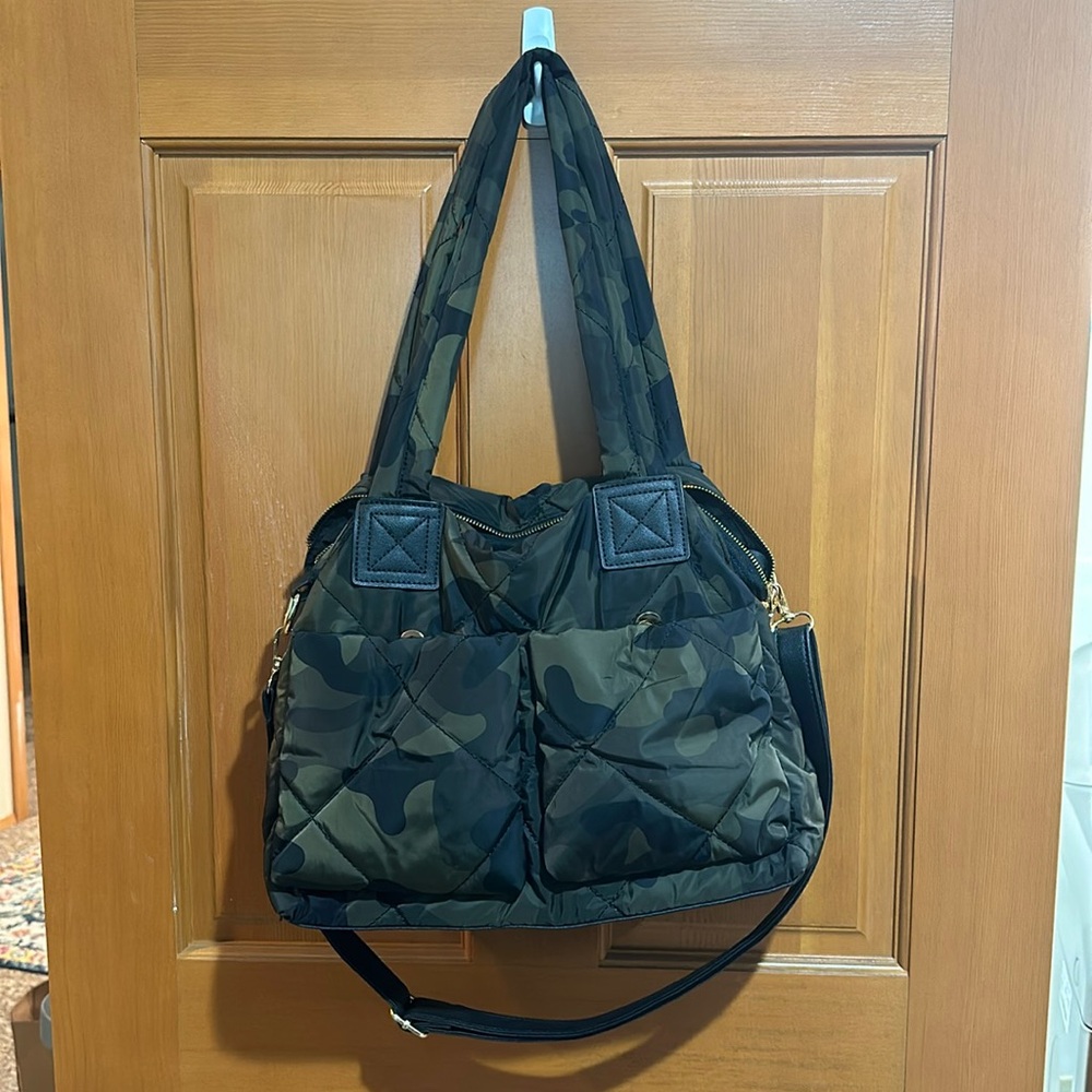 Adorable camo laptop bag